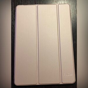 Pro case 6th gen case 
Rose Gold